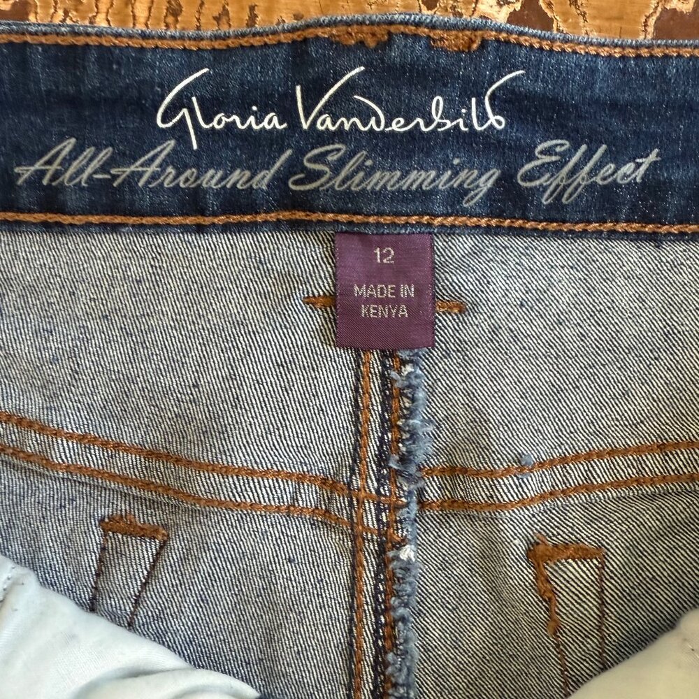 Gloria Vanderbilt Cleo All American Slimming Effect Denim Skimmer Capris Size 12 - Picture 7 of 9